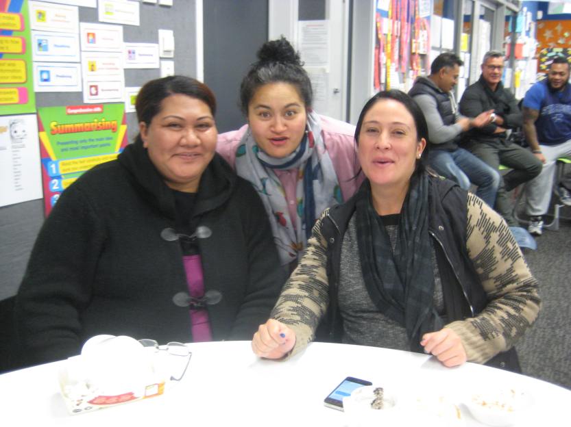 Eliza, Louise ma Gina